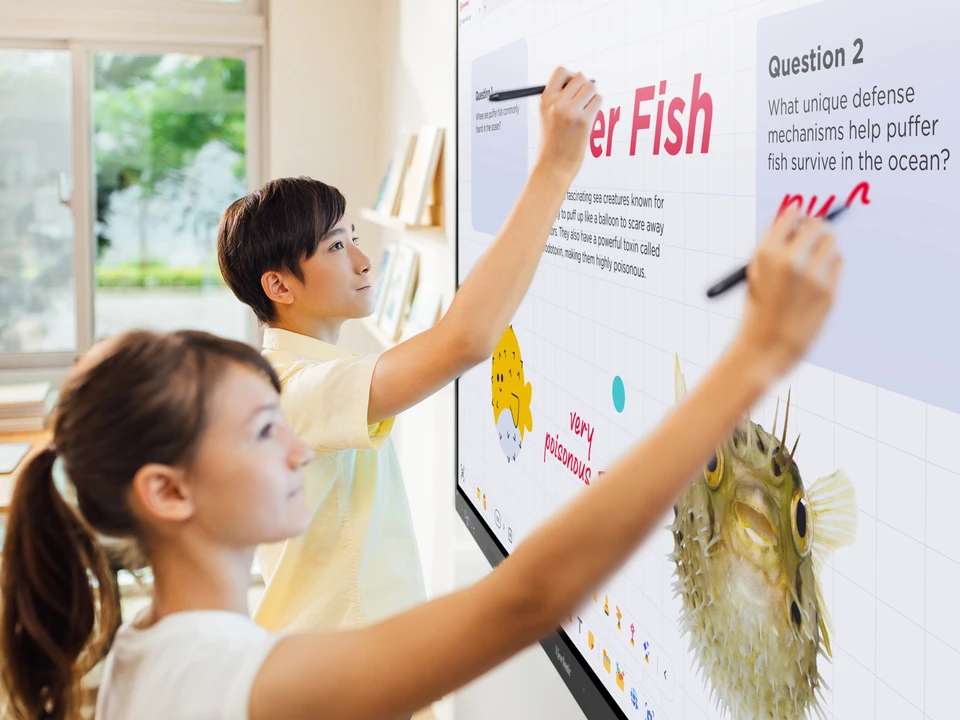 ViewSonic IFP7534 được vinh danh tại Education Vietnam 2025